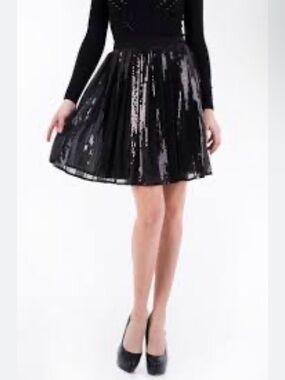 Worn once Guess Black and Silver Sequin Skirt